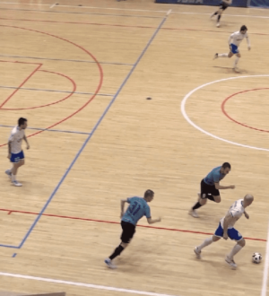 Новокузнецкий «Сиб-Транзит» потерпел разгромное поражение от «Факела» в первой встрече ¼ финала