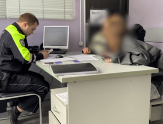 Сама в соцсетях рассказала, что врезалась в машину: в Новокузнецке несовершеннолетнюю самокатчицу привлекли к ответственности