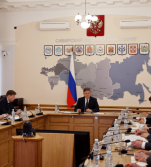 Формирование у молодежи патриотического сознания и поддержку ветеранов СВО обсудили на заседании Совета ректоров вузов Сибири