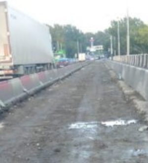 Запсибовский мост в Новокузнецке отремонтируют к концу следующего года