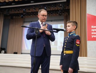 Губернатор Кузбасса провел встречу с кадетами Кемеровского президентского кадетского училища