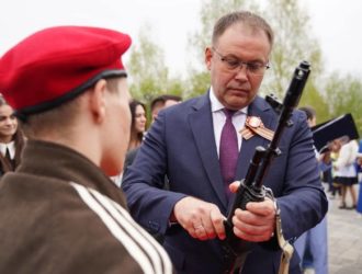 Губернатор Кузбасса принял участие в торжествах в честь 80-летия Победы в Прокопьевске