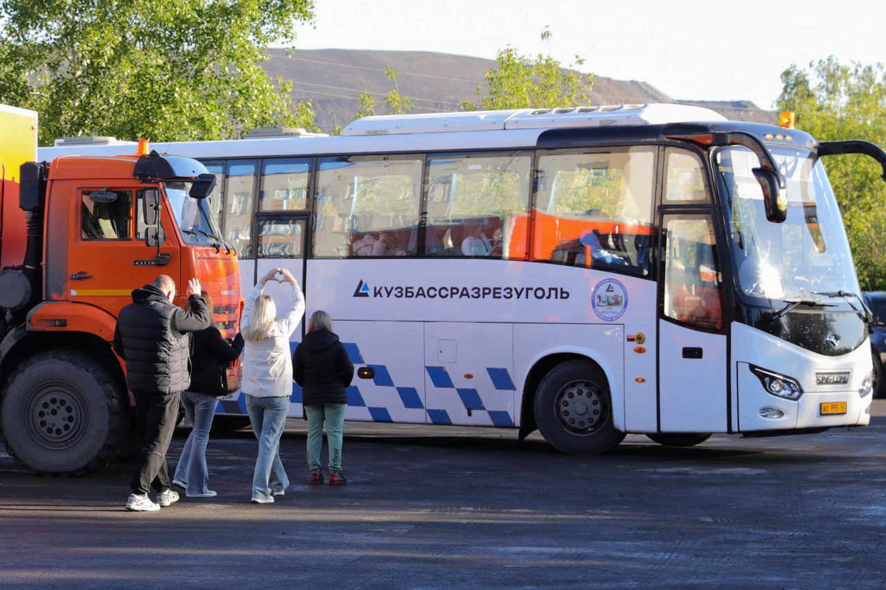 Более 1,5 тысяч детей сотрудников УК «Кузбассразрезуголь» отдохнут летом в оздоровительных лагерях