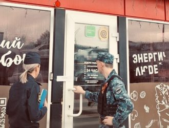 Ларек с опасным фастфудом закрыли на месяц в Кемерове