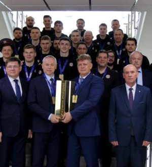 Полномочный представитель президента поздравил волейбольный клуб «Локомотив» с победой в Кубке России