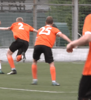 Юные новокузнецкие футболисты провели первые домашние матчи нового сезона