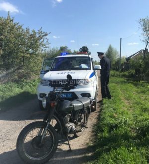 В Тайге остановили 15-летнего подростка на мотоцикле