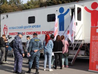 Спасти жизни онкобольных: кузбассовцам предлагают стать донорами костного мозга