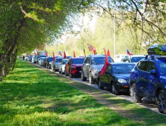 Более 300 автомобилей приняли участие в пробеге «Эстафета памяти. Кузбасс — фронту», посвященном юбилею Победы