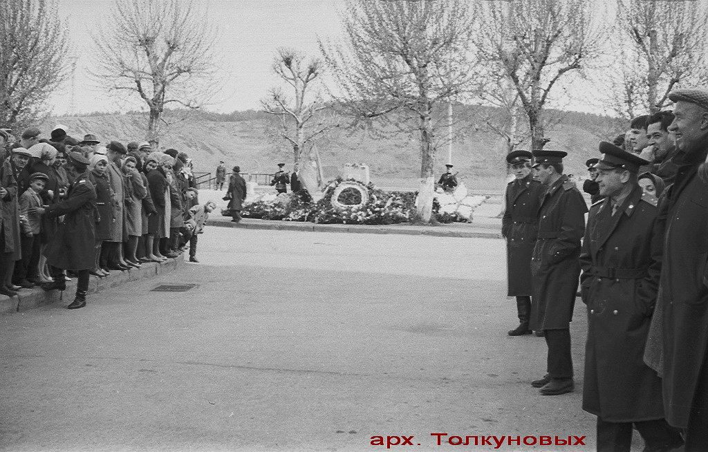 Ретроспектива: история памятника Воинам-кузбассовцам, павшим в годы Великой Отечественной войны в Кемерове