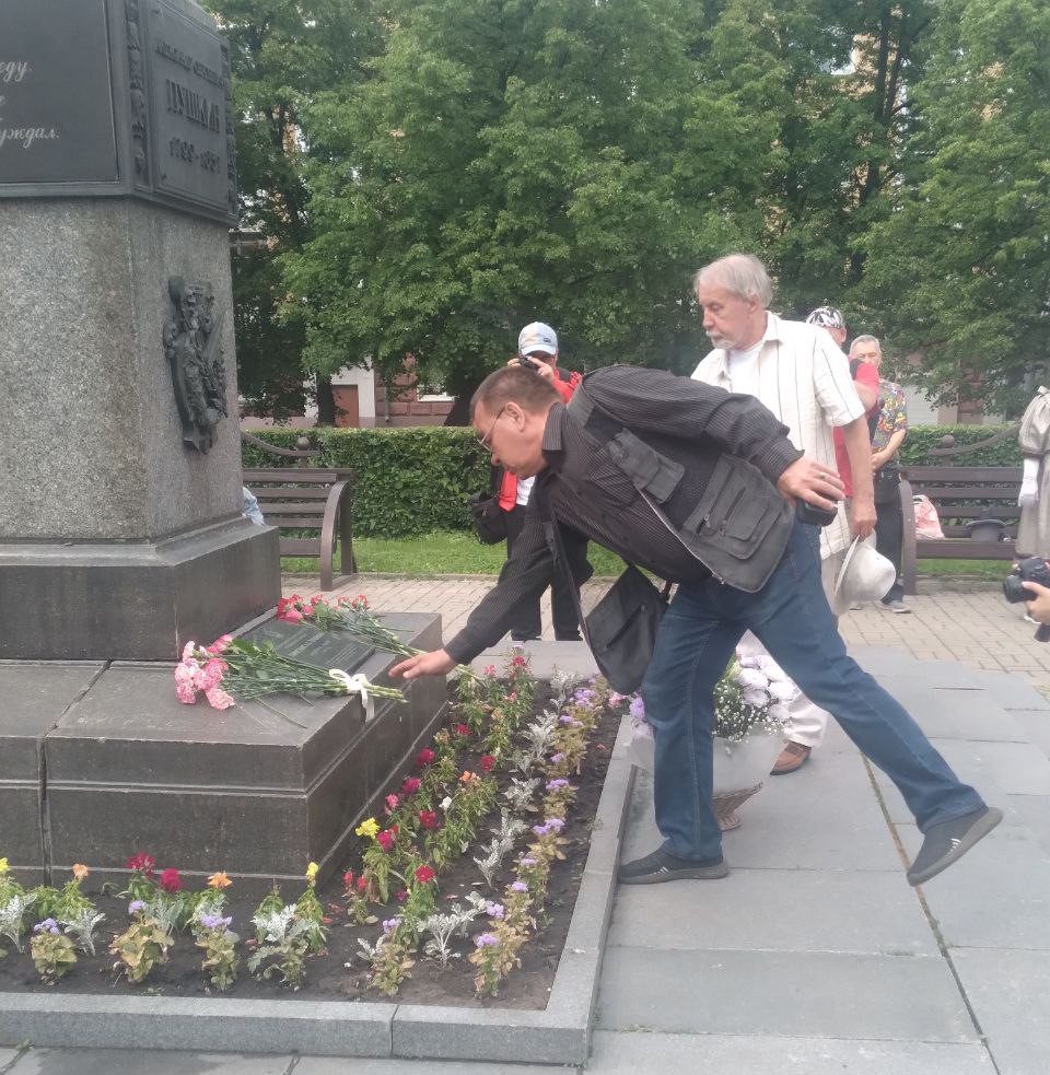 «Так говорил Пушкин»: В Кемерове творчески отметили День русского языка