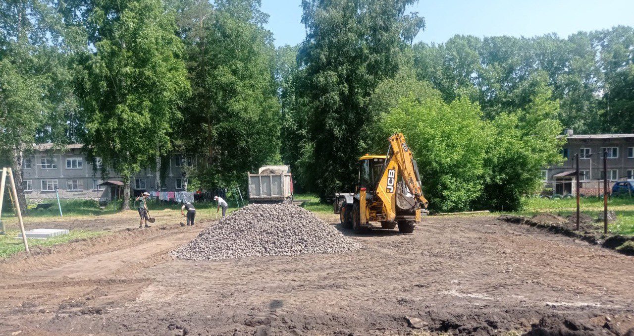 Воркаут-площадку начали строить в поселке Чистогорский Новокузнецкого округа