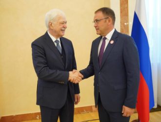 Губернатор Кузбасса встретился с российским послом в Белоруссии