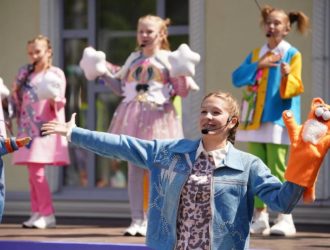 В Новокузнецке состоялся рекордный фестиваль «Кукла в детских руках»