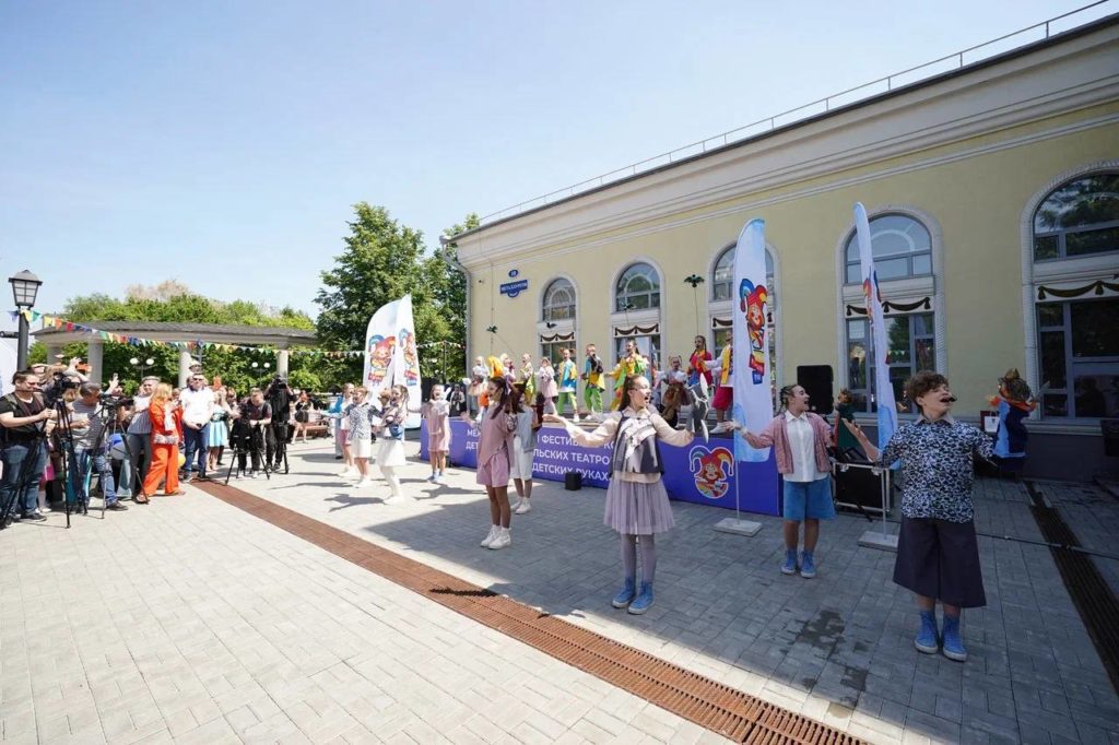 В Новокузнецке состоялся рекордный фестиваль «Кукла в детских руках»
