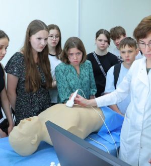 КемГМУ организует профориентационные смены для школьников