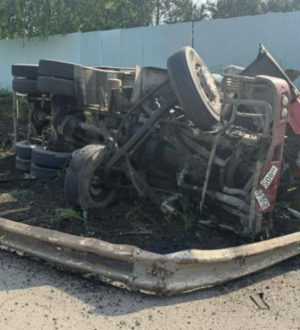 В Новокузнецке столкнулись автобетоносмеситель, «Джак» и «Кадиллак»