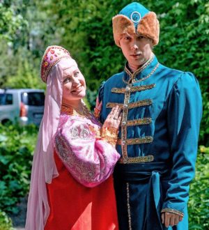 Две пары из Кузбасса поженятся на фестивале в Москве