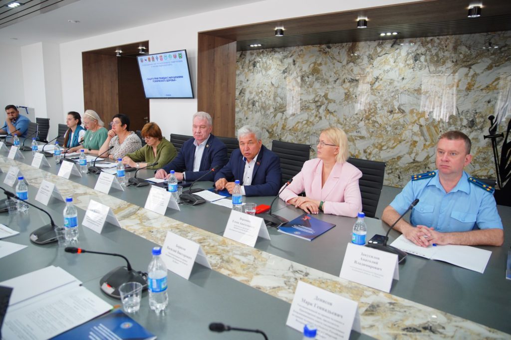 Вопросы защиты прав граждан с психическими расстройствами обсудили в Кузбассе на совете Уполномоченных по правам человека СФО