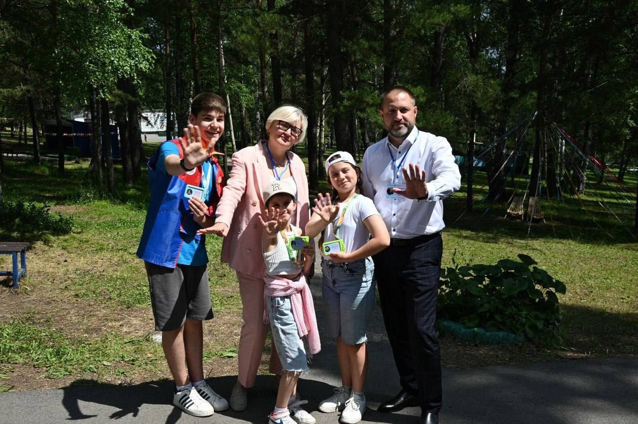 Педагогические отряды Кузбасса проводят своё трудовое лето в детских лагерях региона