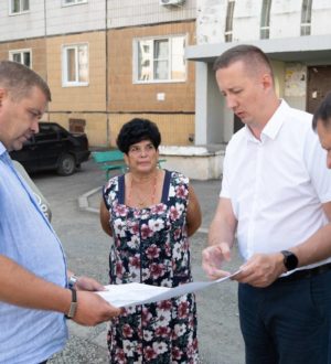 В Кемерове начали подготовку к ремонту большого двора на Ленинградском проспекте