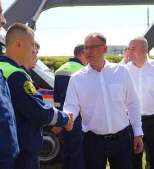 Новокузнецкие коммунальщики получили новую спецтехнкиу