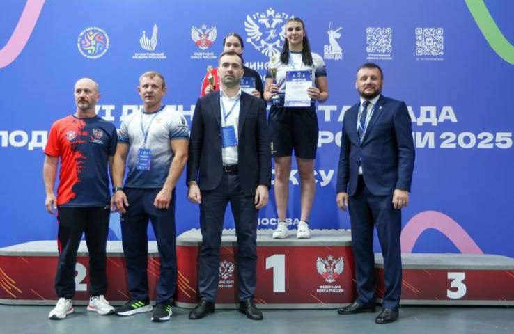 Полина Кулак из Кузбасса «выбила» серебро на юниорской Спартакиаде по боксу