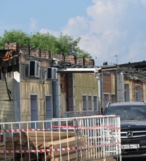 Сгоревший в Белове торговый центр отстроят к началу сентября