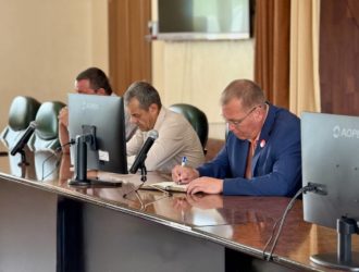 В Кузбассе мэр обесточенного города 2 часа безуспешно звонил в аварийные службы