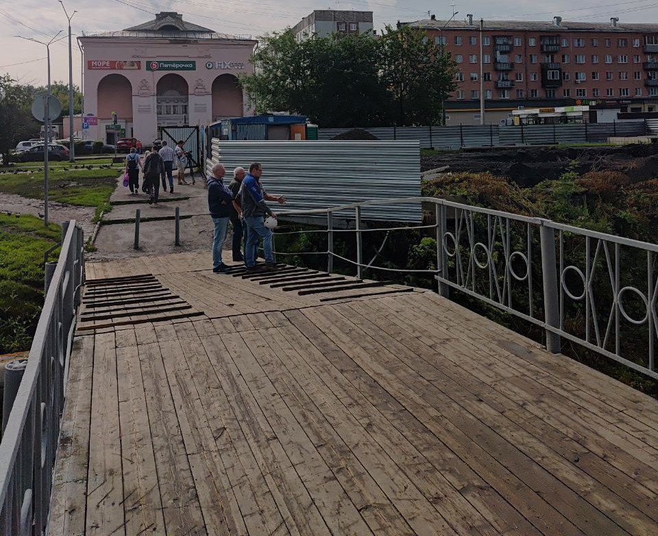 Пешеходный мост через Абу начали возводить в Новокузнецке