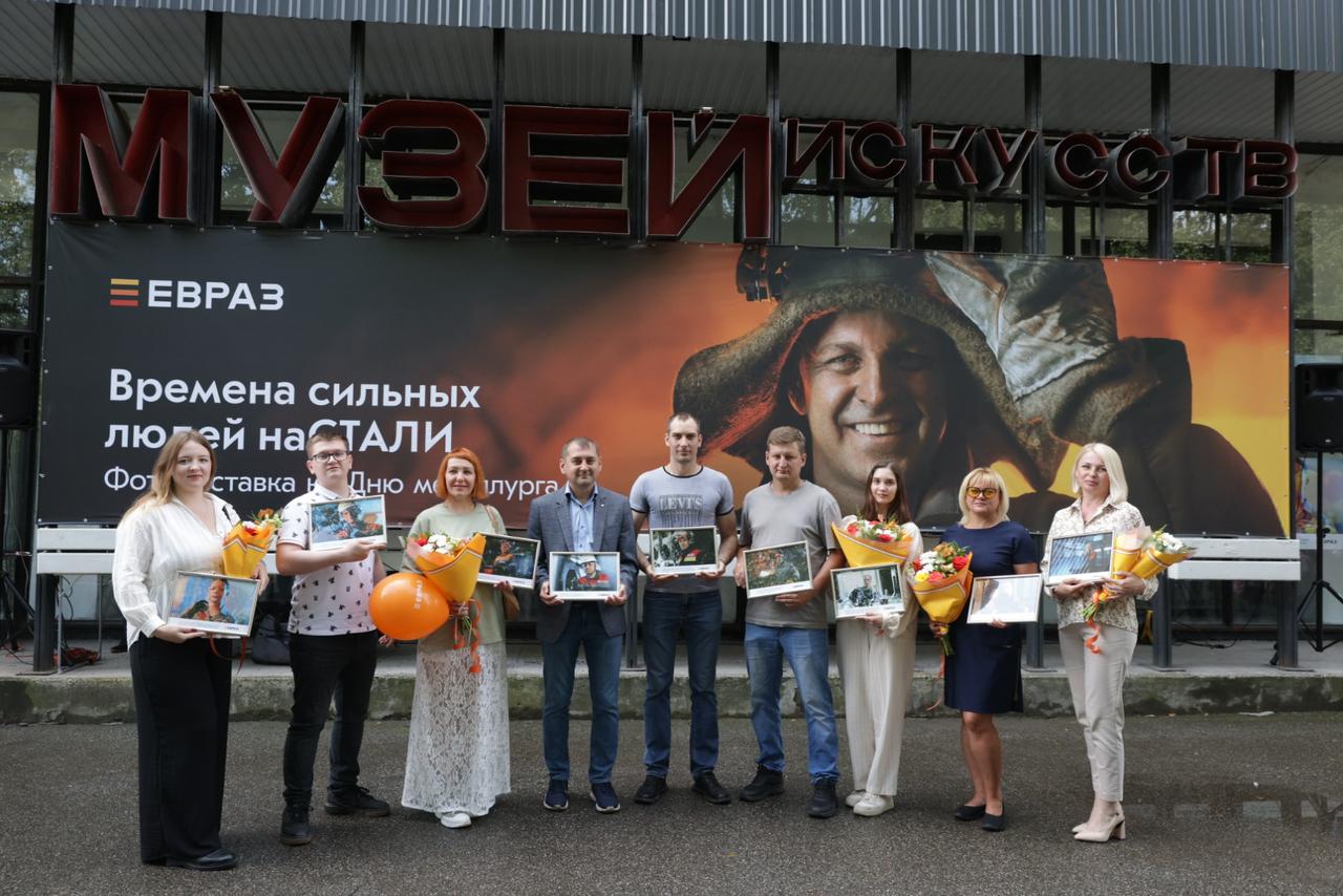 В Новокузнецке открылись выставки «Времена сильных людей наСТАЛИ»