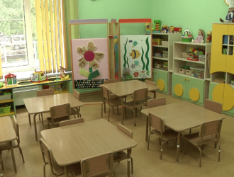 В России предложили разрешить оплату услуг нянь из средств маткапитала