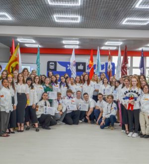 Студенты-медики из Кузбасса начали свое трудовое лето больницах Челябинска