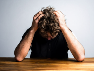 Токсичность, сплетни, низкая зарплата: из-за чего кемеровчане испытывают стресс на работе