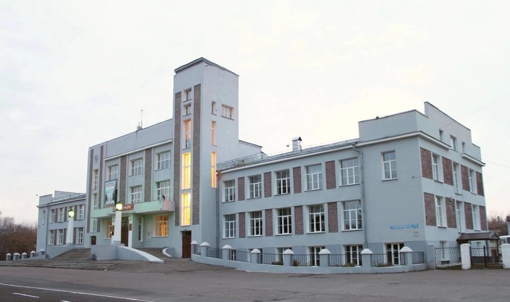 Ретроспектива: Дворец труда в Кемерове. История первой городской каменной «высотки»