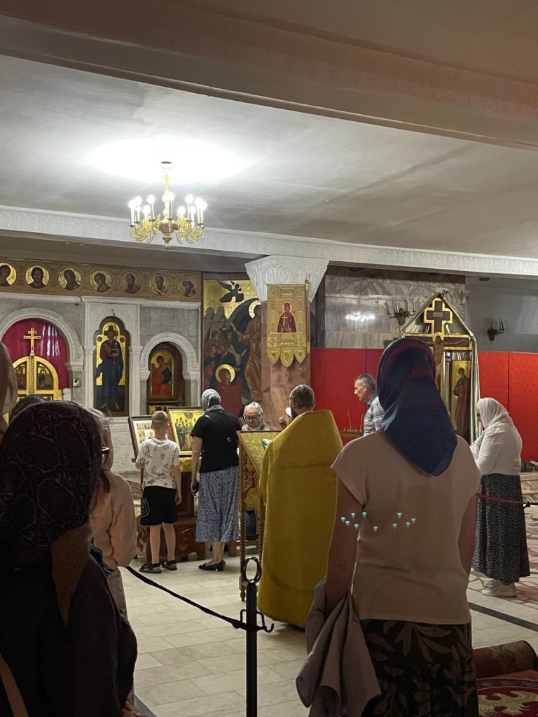 Святые мощи Матроны Московской прибыли в Знаменский собор Кемерова