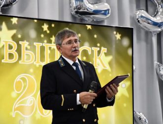 Работники СУЭК-Кузбасс поздравили выпускников горных техникумов