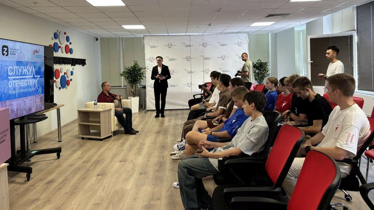 Всероссийская акция «Служу Отечеству» объединяет поколения через личные истории героев