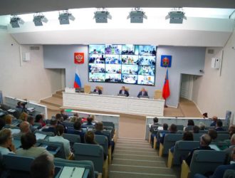 Более 30 тысяч школьников и студентов в Кузбассе нашли работу на лето
