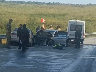 В Кузбассе произошло ДТП, в котором один человек погиб, четверо получили травмы