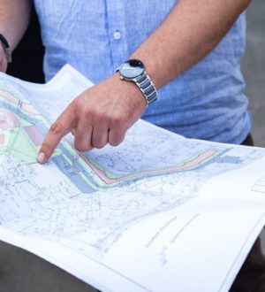 Кемеровские власти нашли подрядчика для ремонта двора на Ленинградском проспекте