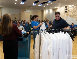 «Медицина XXI века»: 77 кузбасских школьников принимают участие в профильной смене
