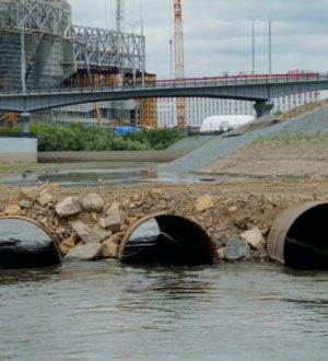 Пешеходный мост через Искитимку в кемеровском парке Жукова достроят в 2026 году