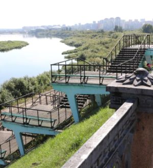 Центральный спуск на набережной Томи в Кемерове заменят до конца следующего года