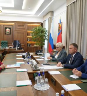 Губернатор Кузбасса встретился с главой комитета Совета Федерации РФ по науке, образованию и культуре