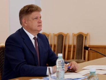 Анатолий Серышев провел совещание по вопросам подготовки и проведения выборов