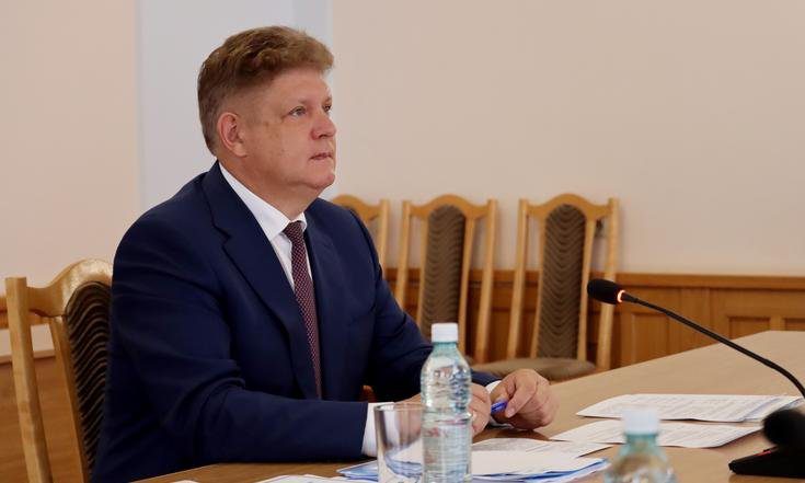 Анатолий Серышев провел совещание по вопросам подготовки и проведения выборов