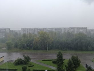 Из-за штормового ветра в Новокузнецке часть жителей осталась без света