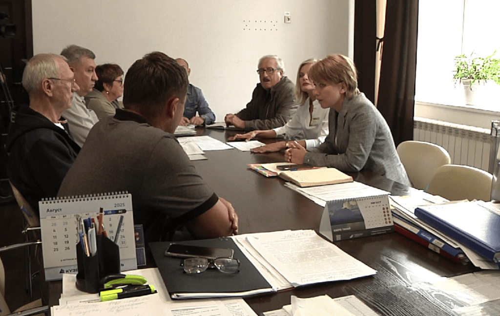 Долгожданный ремонт: в новокузнецкой библиотеке имени Гоголя меняют кровлю