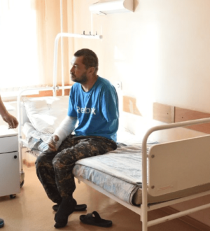 В Кузбассе врачи восстановили раздавленную кирпичной кладкой руку